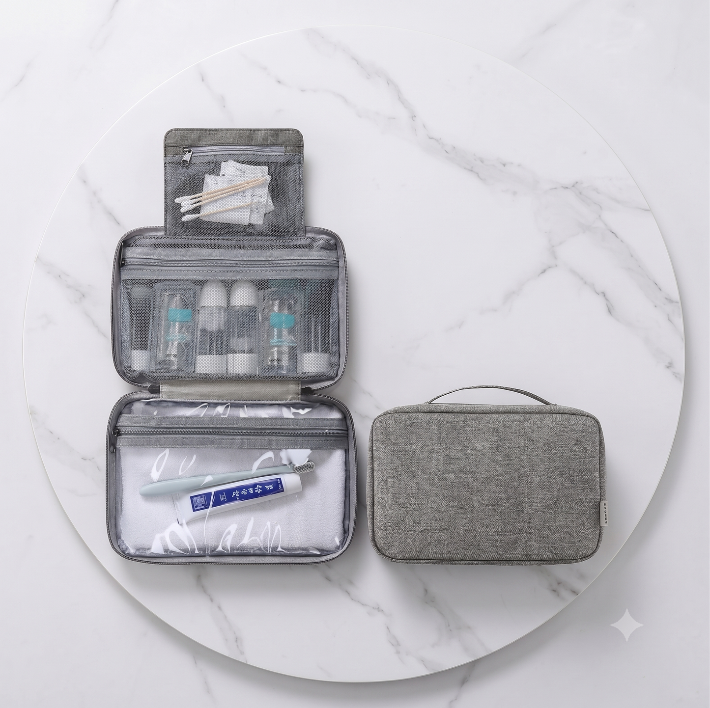 Neceser Plegable Impermeable con Gancho | Lumen & Co.